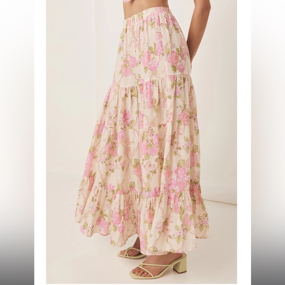 ⭐️ON HOLD DO NOT PURCHASE⭐️ Spell & The Gypsy Rose Garden Tiered Skirt - Picture 8 of 9